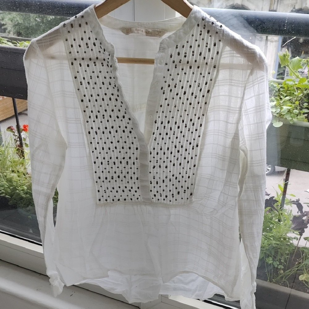 Zara White Graphic Long Sleeve Blouse with Bib Collar